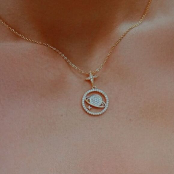 New Yaduda Saturn Dainty Planet Star Pendant Necklace Trendy New - Picture 2 of 8